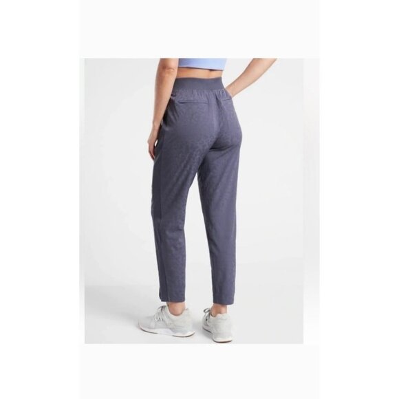 Athleta Brooklyn Textured Ankle Paint Leopard 8 - Picture 2 of 5